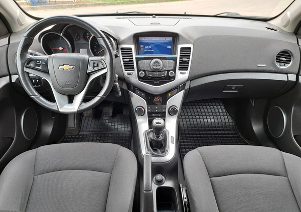 Chevrolet Cruze cena 25900 przebieg: 130000, rok produkcji 2012 z Chocz małe 596